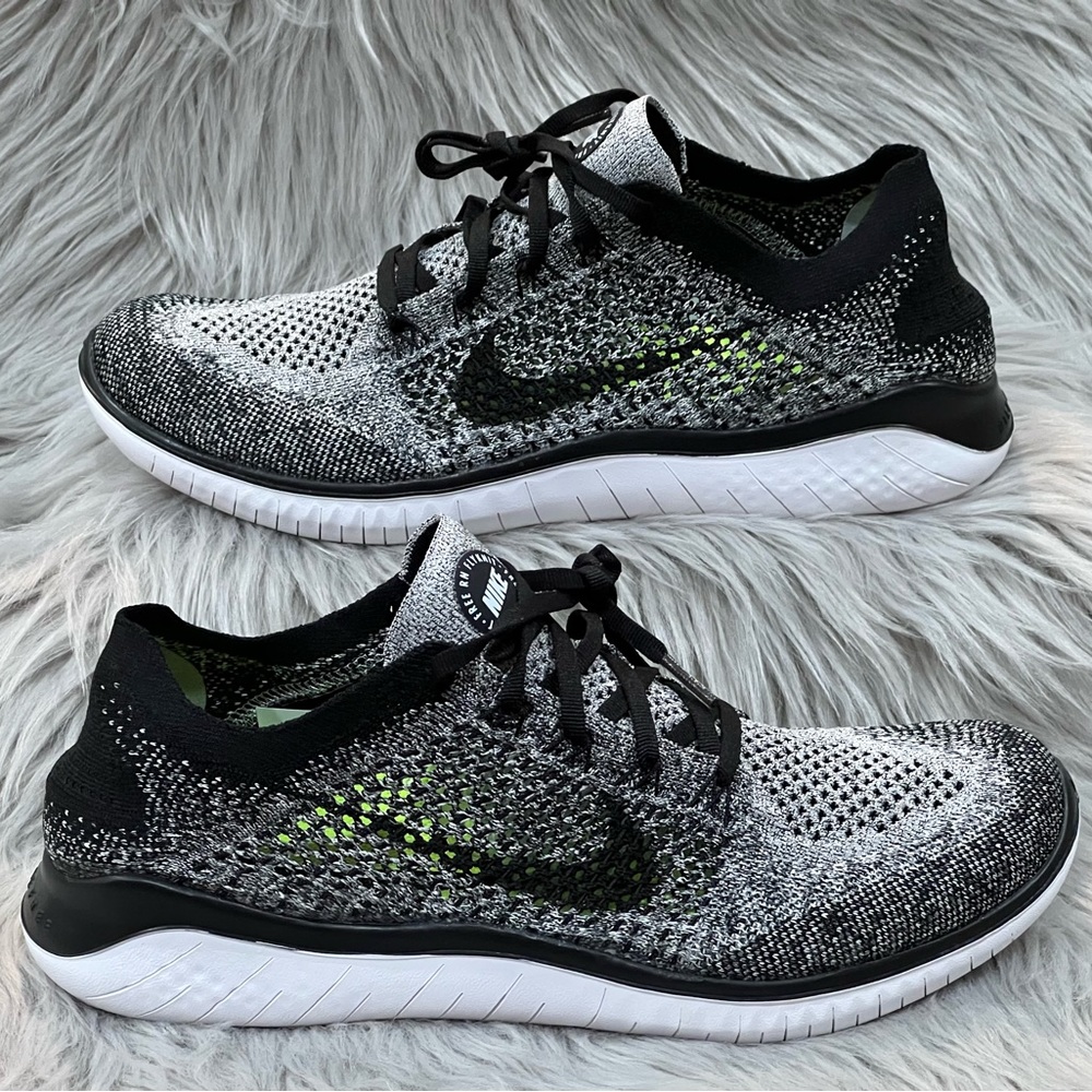 Nike Men’s Free Run Flyknit Sneakers-Grey & Black
